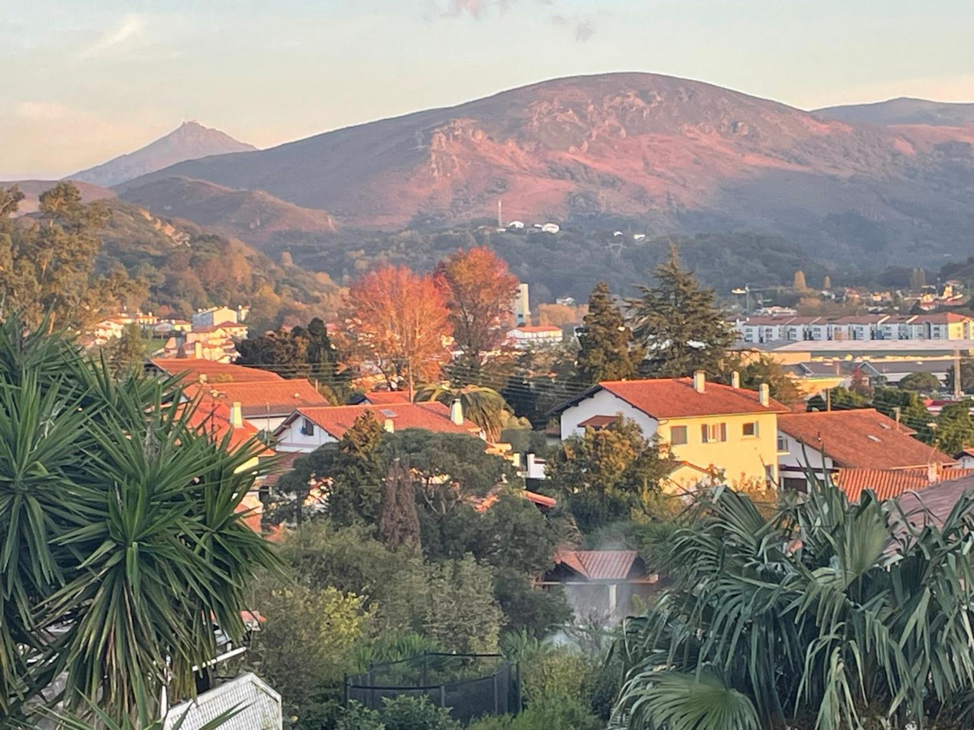 Hostel Demain C'Est Loin Hendaye Zewnętrze zdjęcie